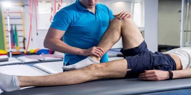 مركز العلاج الطبيعي والتأهيل