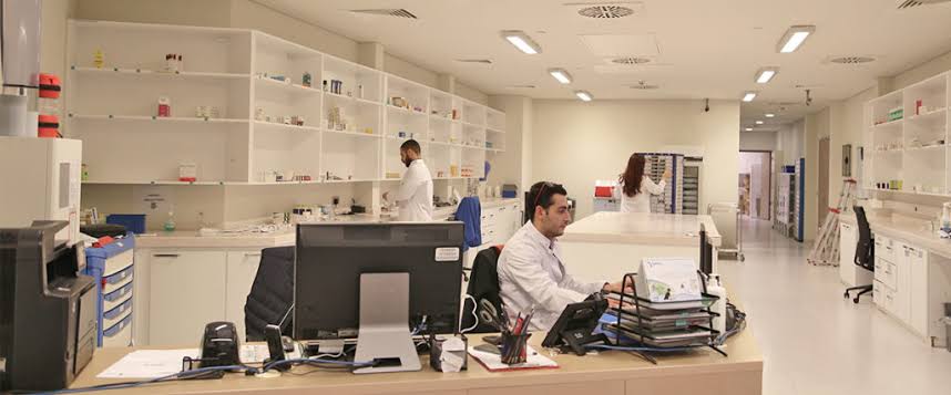 الصيدلية